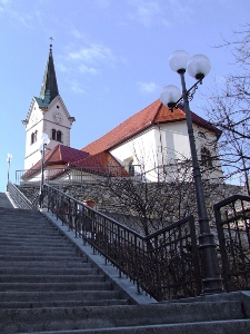 cerkev M